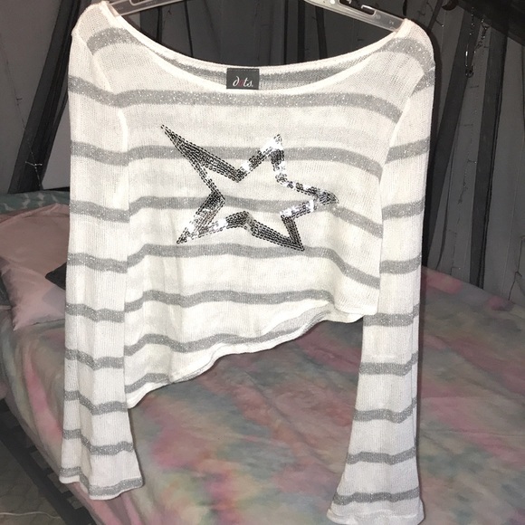 Bell sleeve star sequin sparkly knit sweater - Picture 2 of 11